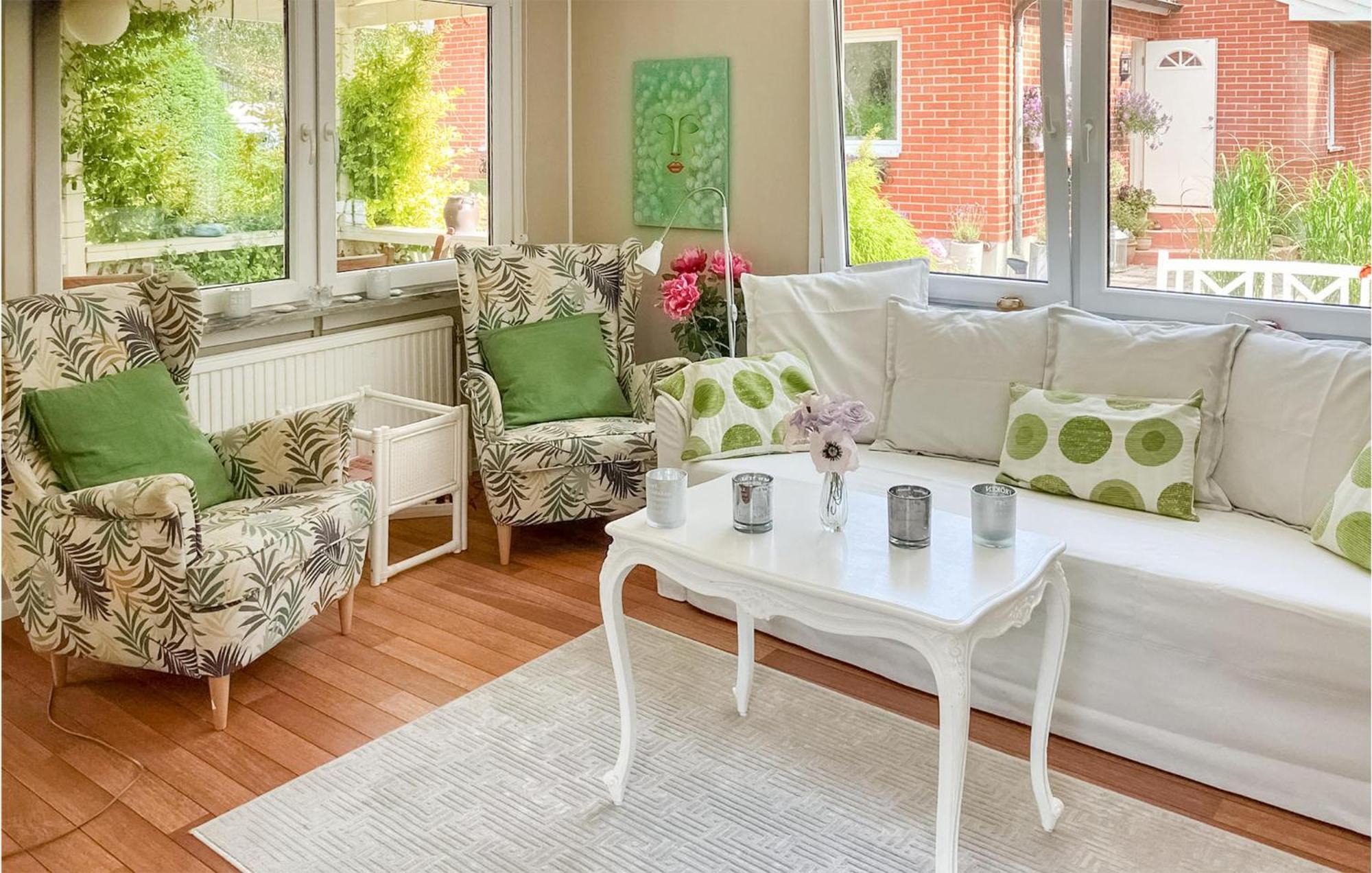 1 Bedroom Amazing Home In Hoellviken Экстерьер фото